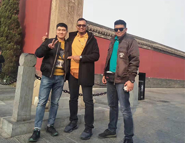 customers (4)